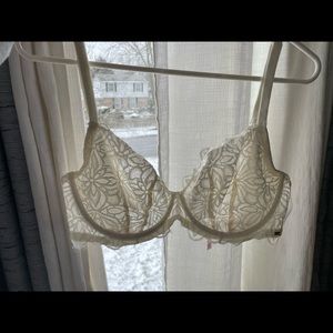 Victoria secret lace bra